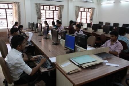 SDM College of Business Management Kodialbail Mangalore College Facility photo 1
