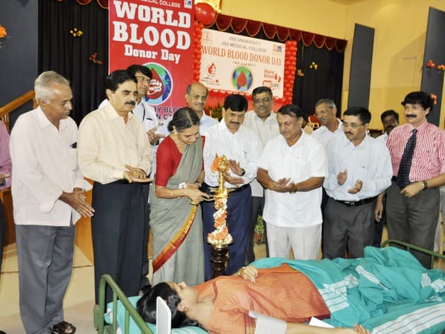 JSS Medical College and Hospital Mysore World Blood Donor Day at College photo 2