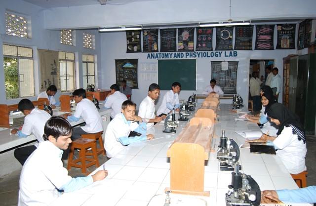 Luqman College of Pharmacy Gulbarga facility photo 1