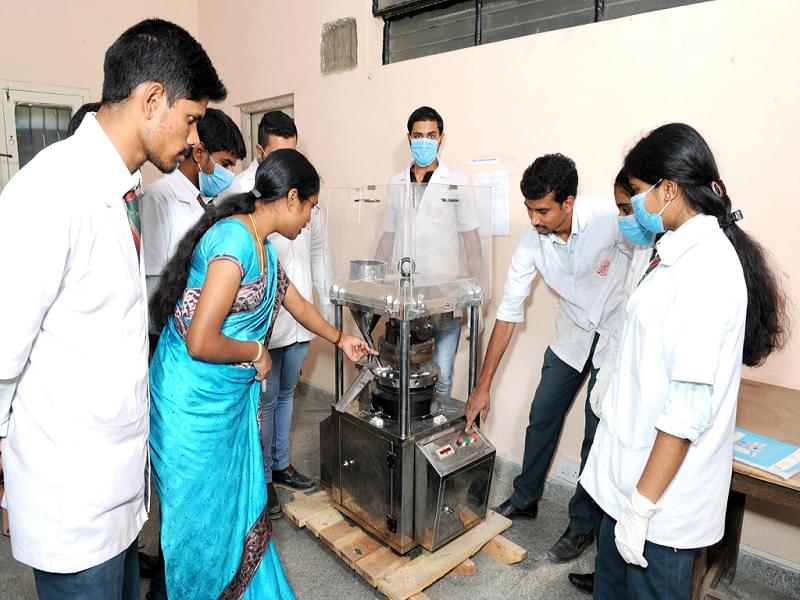 Gautham College of Pharmacy Bangalore Labs and Library photo 5