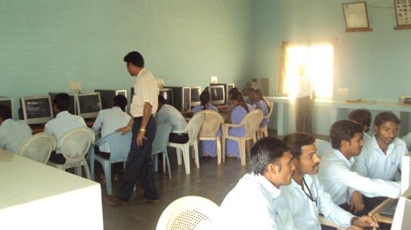 T.M.A.E. Society's College of Education Haveri Labouratory photo 4