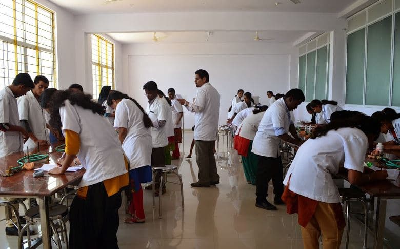 Sharavathi Dental College and Hospital Shimoga Labs photo 1