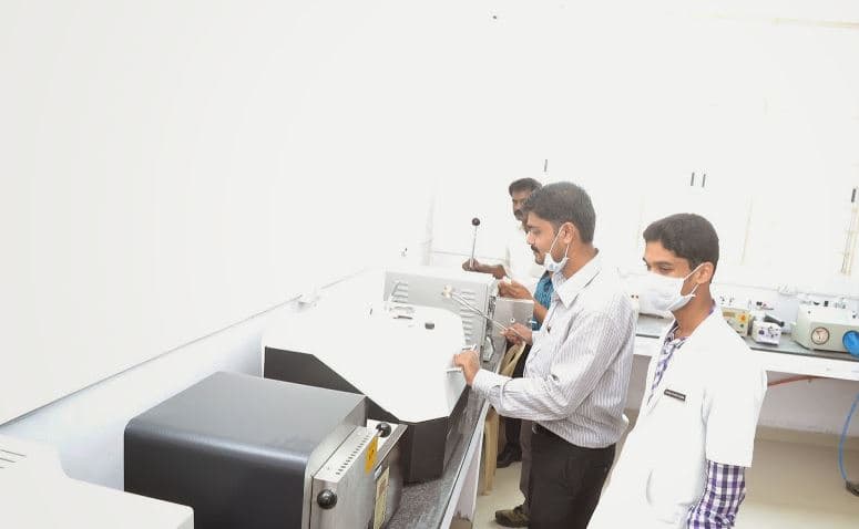 Sharavathi Dental College and Hospital Shimoga Labs photo 5