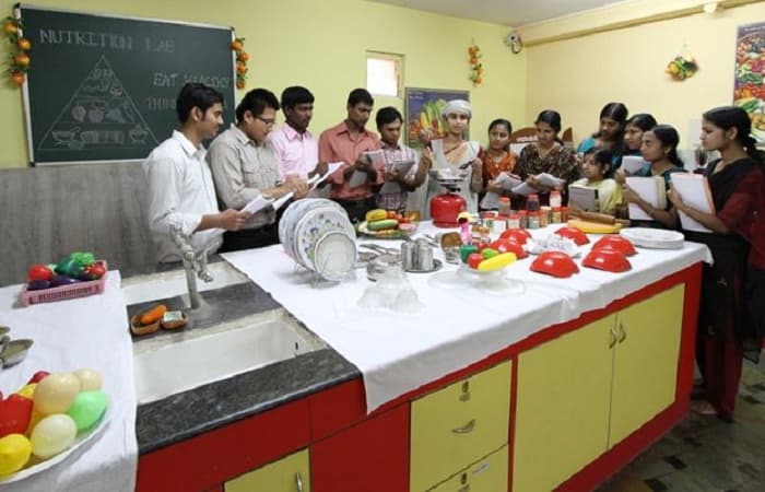 Nightingale Institute of Nursing Bangalore Library and Labs photo 3