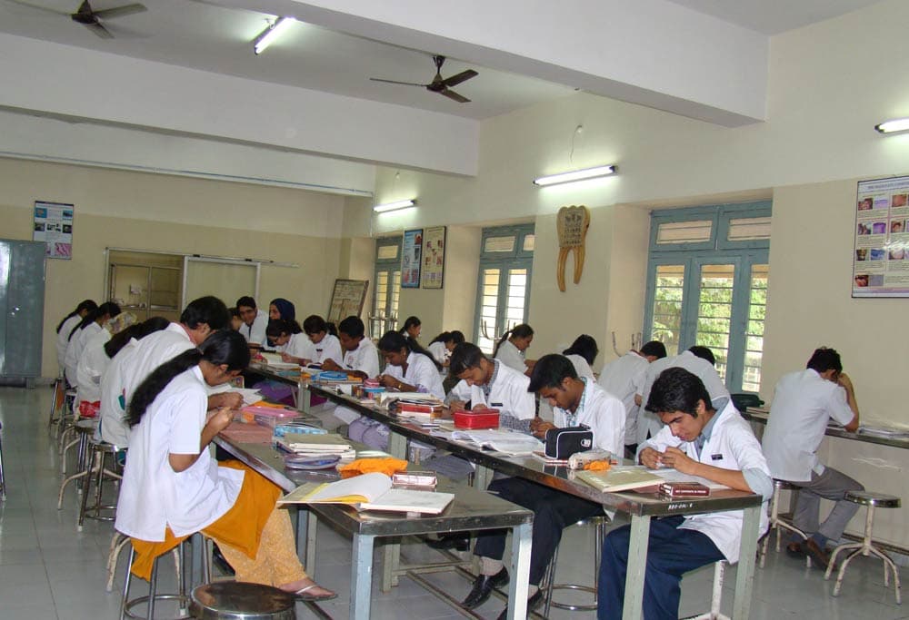 M R Ambedkar Dental College and Hospital Bangalore Infrastructure photo 8