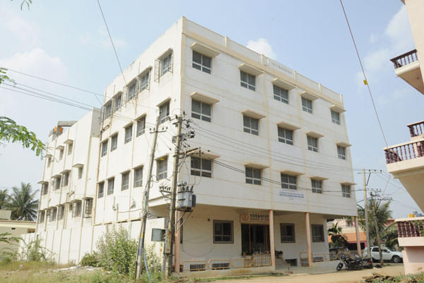 Vivekananda School & College of Nursing Chitradurga College Building photo 3