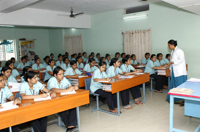 Universal College and School of Nursing Bangalore Facility photo 3