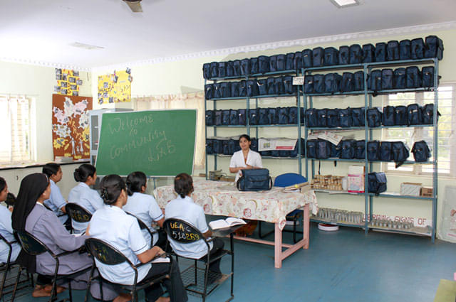 Universal College and School of Nursing Bangalore Facility photo 5