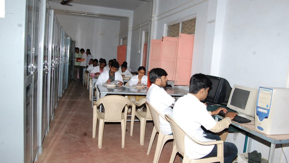 Sri Shivayogeeshwar Rural Ayurvedic Medical College and Hospital Belgaum Classroom photo 4