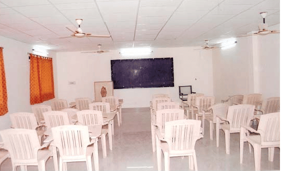 RMES's College Of Pharamacy Gulbarga Class Room photo 1