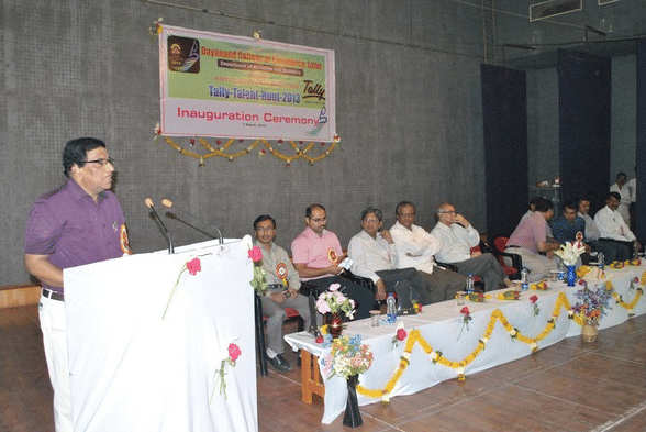 Dayanand College of Commerce Latur Events photo 8