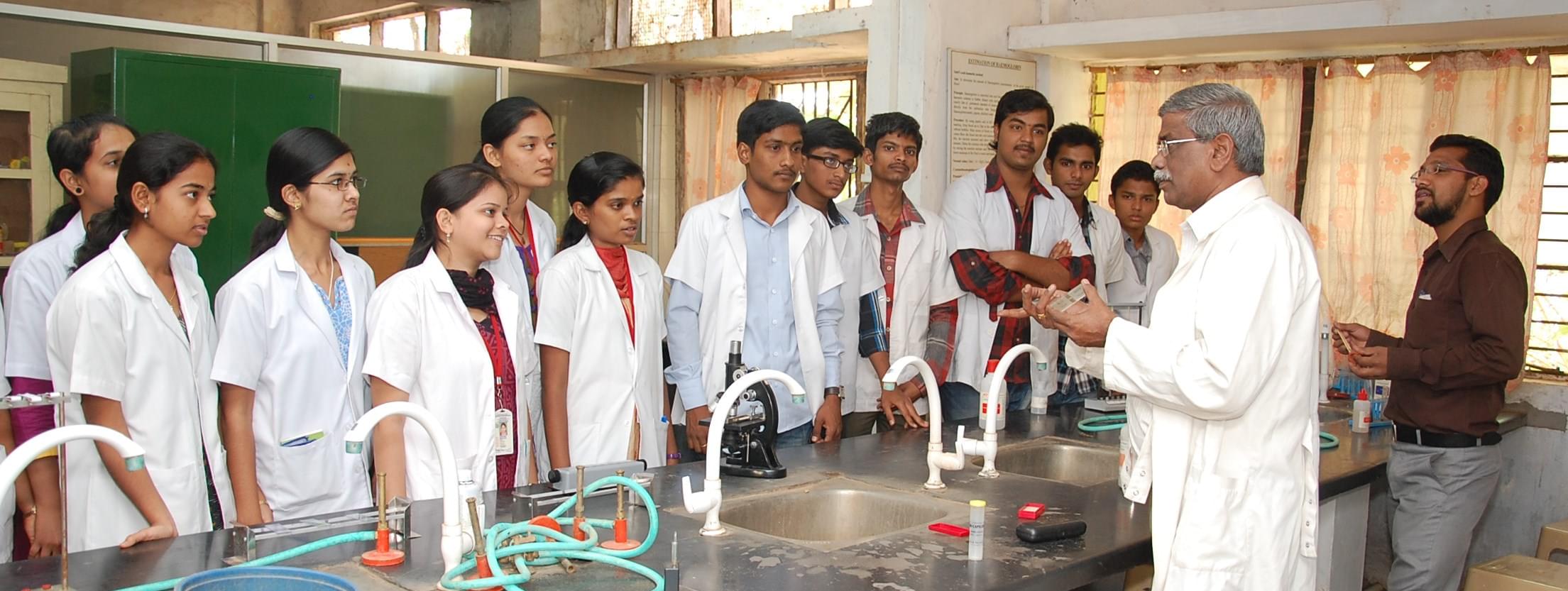 Ayurveda Mahavidyalaya and Hospital Hubli College Facility photo 3