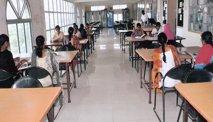 Deccan College of Society Gulbarga    Library photo 2