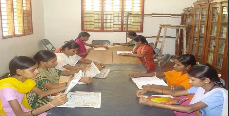 MVP’s Mahanta Swamy Arts,Science and Commerce College Haveri Library and Classroom photo 2
