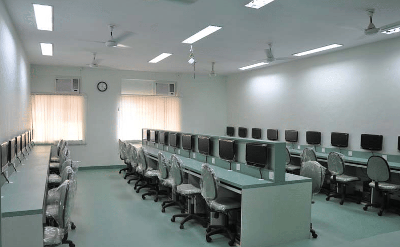 KES' Shroff College Infrastructure photo 1
