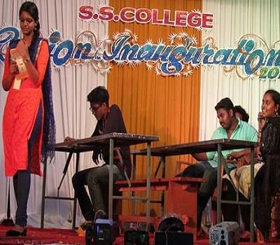Swamy Saswathikananda College Poothotta Kochi Events photo 3