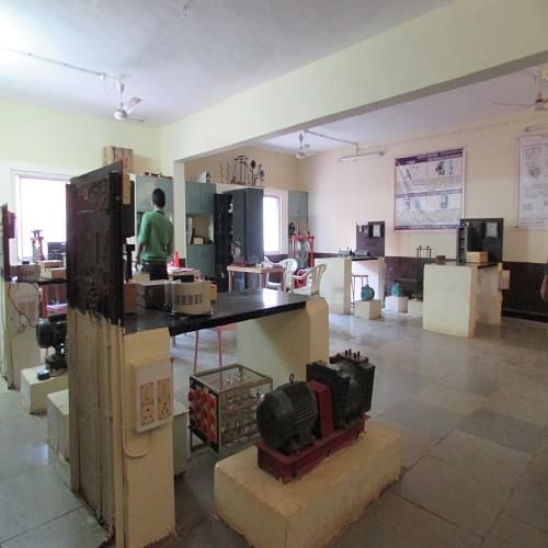 Rajaram Shinde College of Engineering Ratnagiri College Facility photo 8