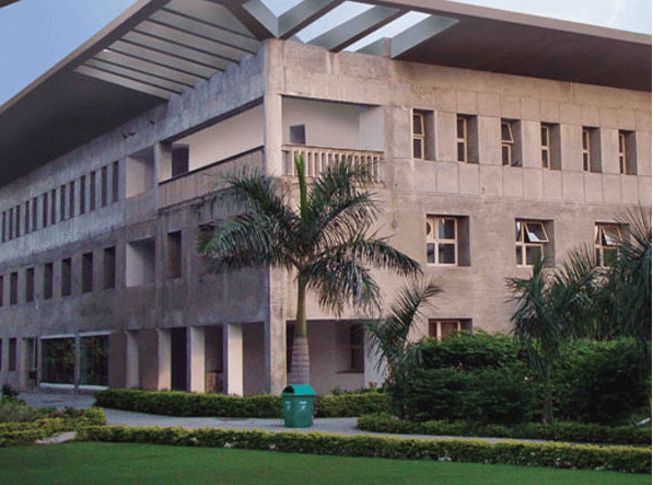 Unitedworld School of Law, Karnavati University Gandhinagar Academic Building photo 1