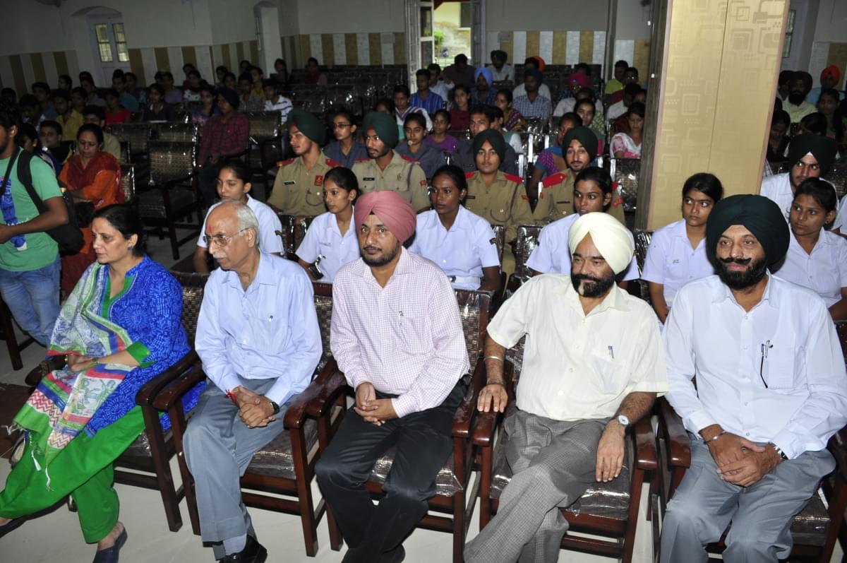 Government Mohindra College Patiala Events photo 8