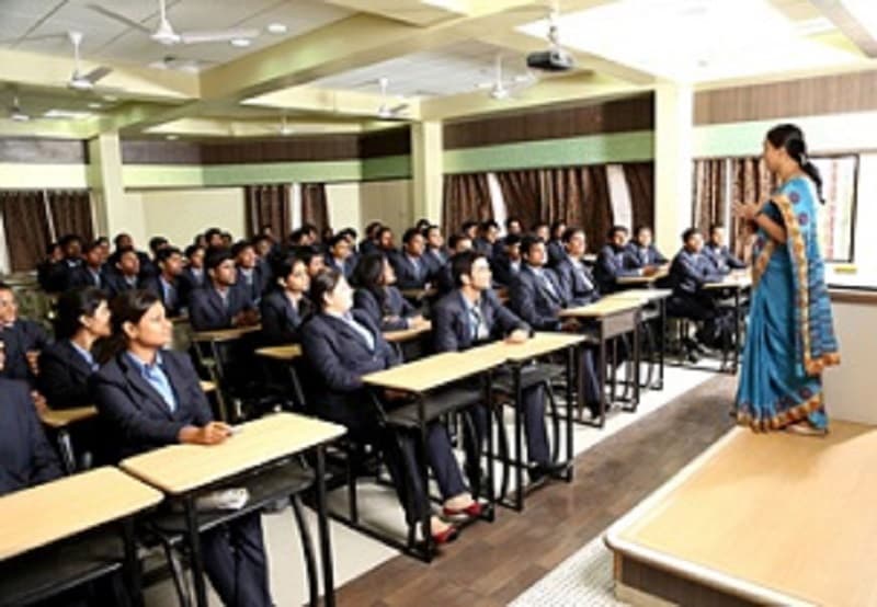 DY Patil School of Management Pune Classroom photo 1