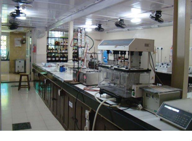 Guru Nanak Khalsa College of Arts, Science & Commerce Mumbai Infrastructure photo 4