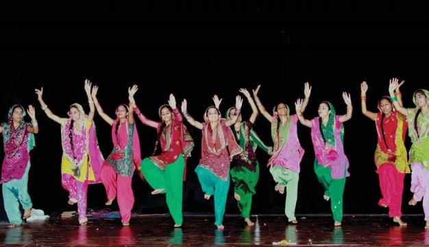 Guru Nanak Khalsa College of Arts, Science & Commerce Mumbai Events photo 6