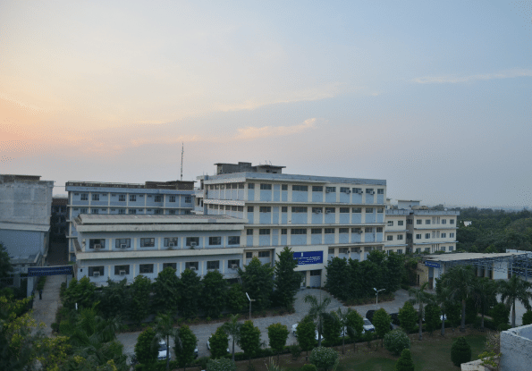 EMPI Business School Academic Building photo 2