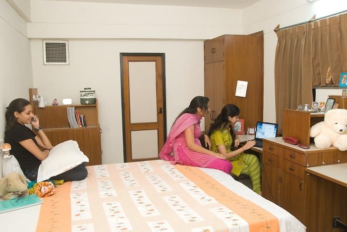 IIHMR Jaipur Campus with Facilities photo 1