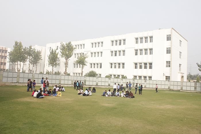 DPG Institute of Technology and Management Gurgaon Campus photo 5