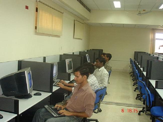 Vel Tech High Tech Dr.Rangarajan Dr.Sakunthala Engineering College Chennai Facility photo 2