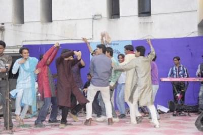 Bhartiya Vidya Bhavan’s Sheth R. A. College of Arts and Commerce Ahmedabad Events photo 6