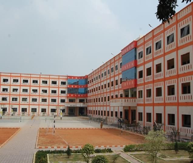 Dr. M.G.R. Educational and Research Institute Chennai Academic Building photo 3