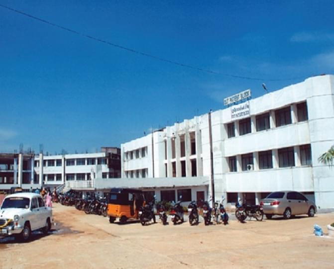 Dr. M.G.R. Educational and Research Institute Chennai Academic Building photo 10