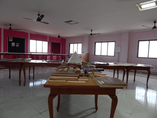 Dr. M.G.R. Educational and Research Institute Chennai Laboratory Instruments photo 13