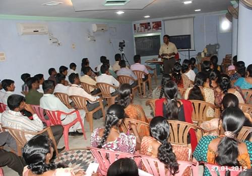 Vel Tech Ranga Sanku Arts College Chennai Graduation Day photo 4