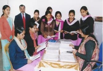 Ginni Devi Modi Institute of Education Modinagar Campus with Facilities photo 10