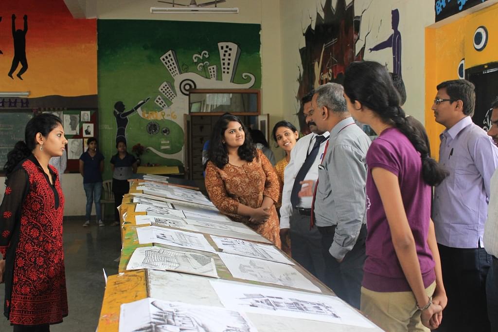 Dr DY Patil College of Architecture Akurdi Pune Exhibition photo 1