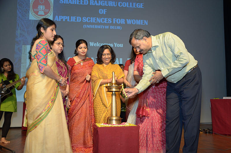 Shaheed Rajguru College of Applied Sciences for Women Events photo 9