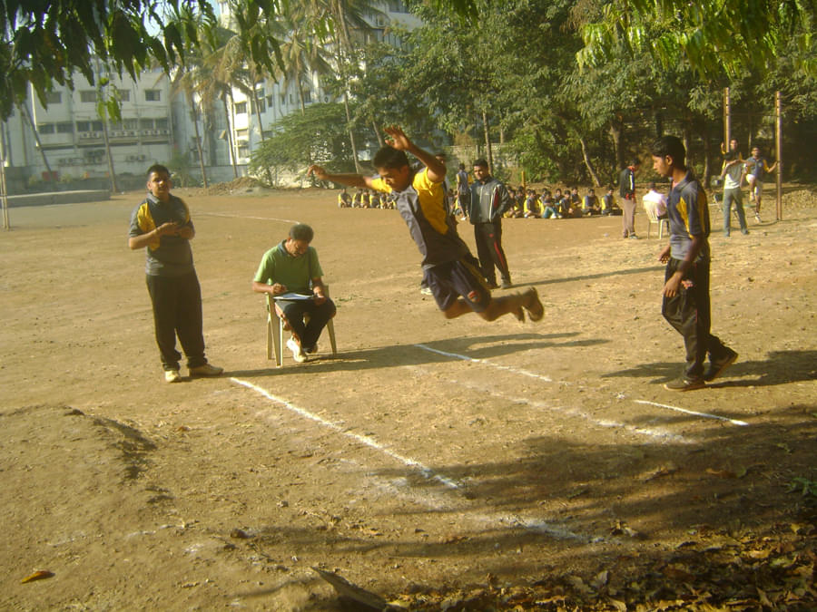 DRK College of Commerce Kolhapur Sports photo 1