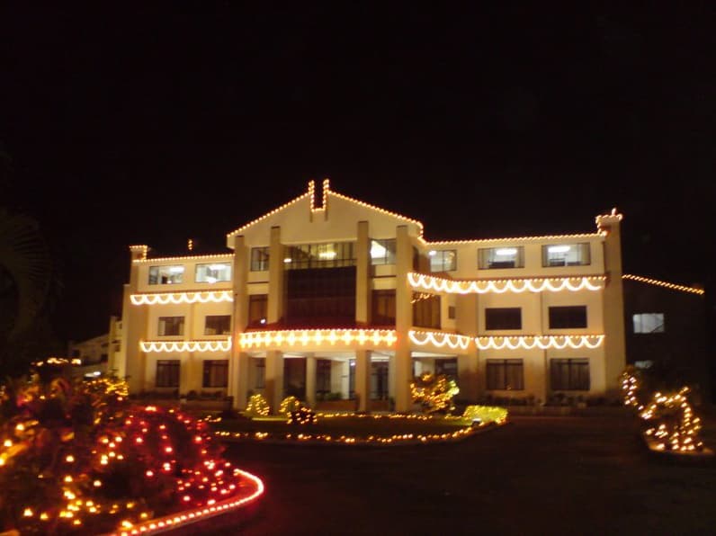 The Nitte Gulabi Shetty Memorial Institute of Pharmaceutical Sciences Mangalore Academic Building photo 1