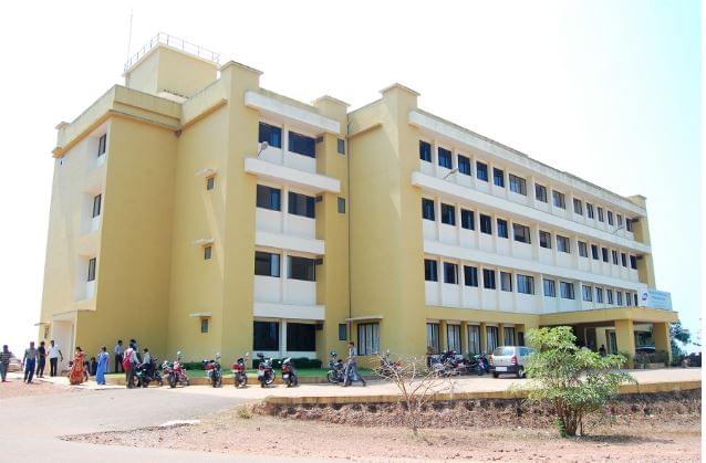 The Nitte Gulabi Shetty Memorial Institute of Pharmaceutical Sciences Mangalore Academic Building photo 2