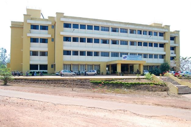 The Nitte Gulabi Shetty Memorial Institute of Pharmaceutical Sciences Mangalore Academic Building photo 3