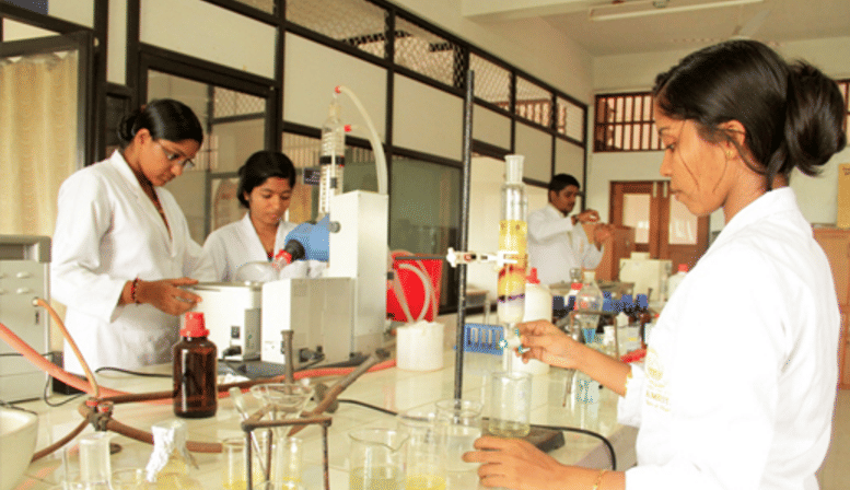 Amrita Vishwa Vidyapeetham (Kochi) Laboratory photo 16