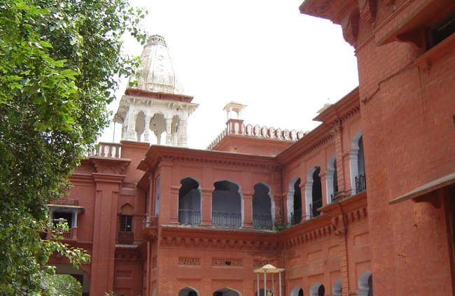 DAV Kanpur Building photo 3