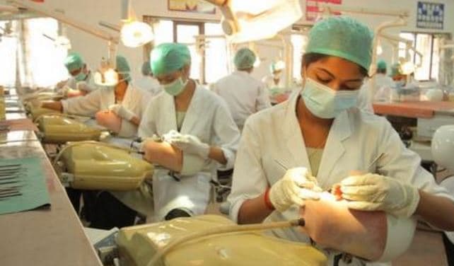 Amrita School of Dentistry Kochi Laboratory photo 1