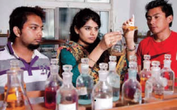 Noida International University, School of Sciences Greater Noida Facilities - Laboratory photo 3
