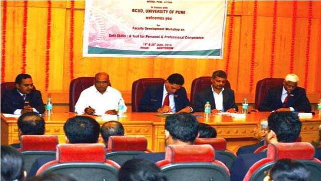 D. Y. Patil Institute of Master of Computer Applications and Management Akurdi Pune Softskill Seminar photo 4