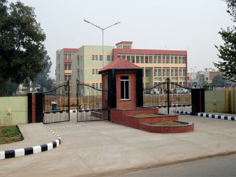 Punjab Institute of Technology Rajpura Building photo 2