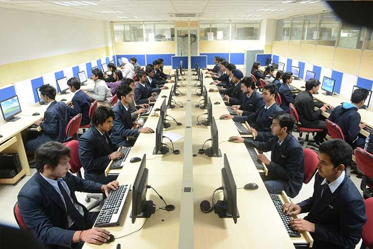 IEC University, School of Engineering Baddi Facilities photo 5