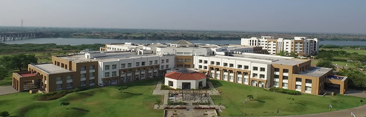 SVKM'S NMIMS, School of Pharmacy & Technology Management Shirpur Academic Building photo 2
